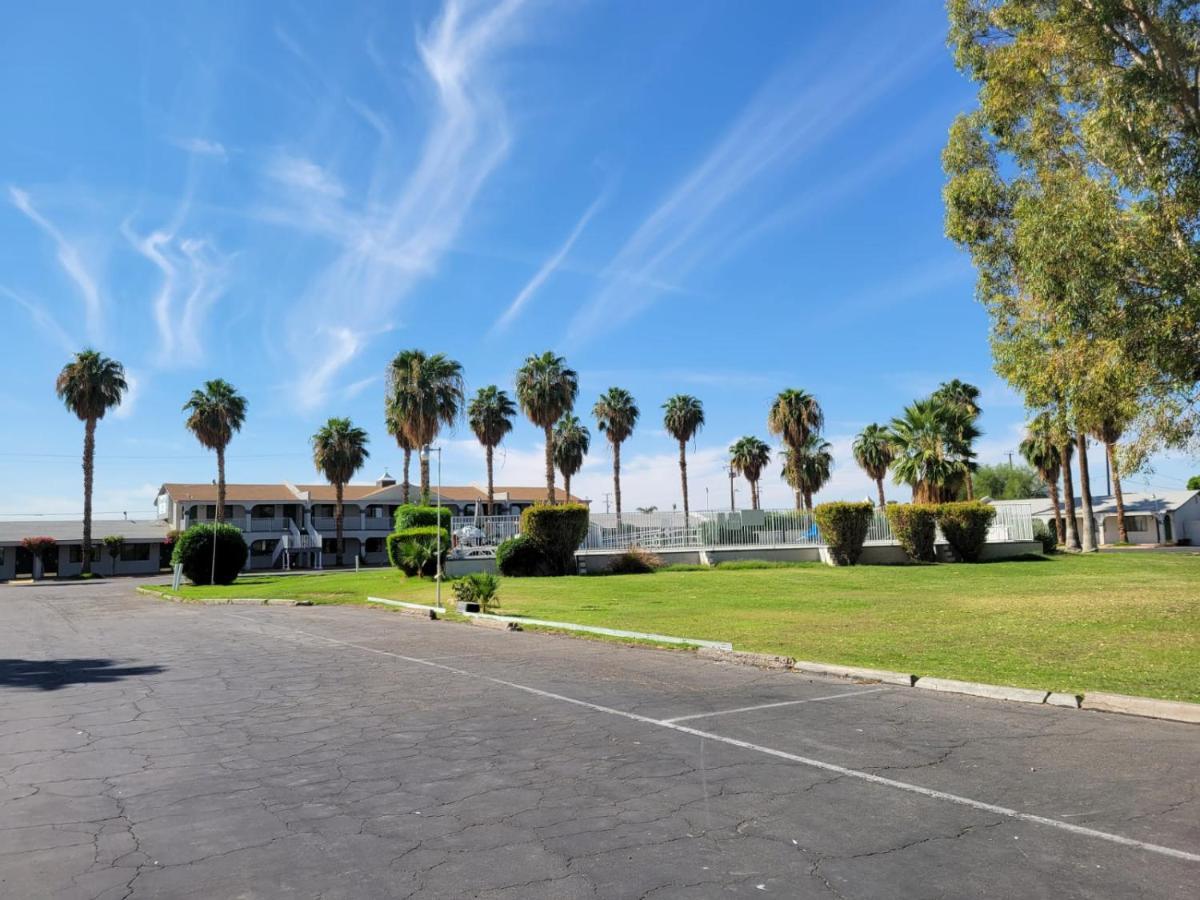 بليثي، ريفيرسيدي، كاليفورنيا Emerald Inn & Lounge المظهر الخارجي الصورة